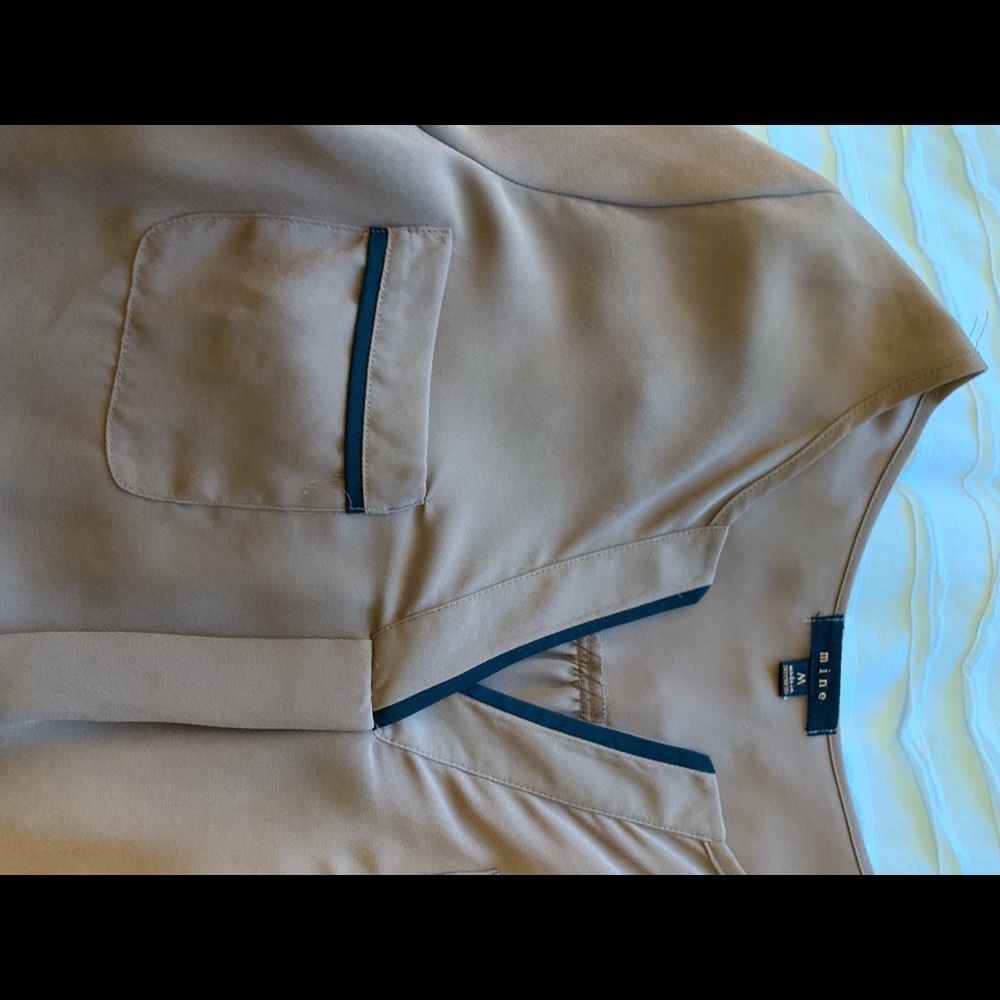 Top - Picture 2 of 2